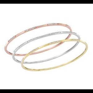 ❌SOLD❌ Swarovski set of 3 bangles